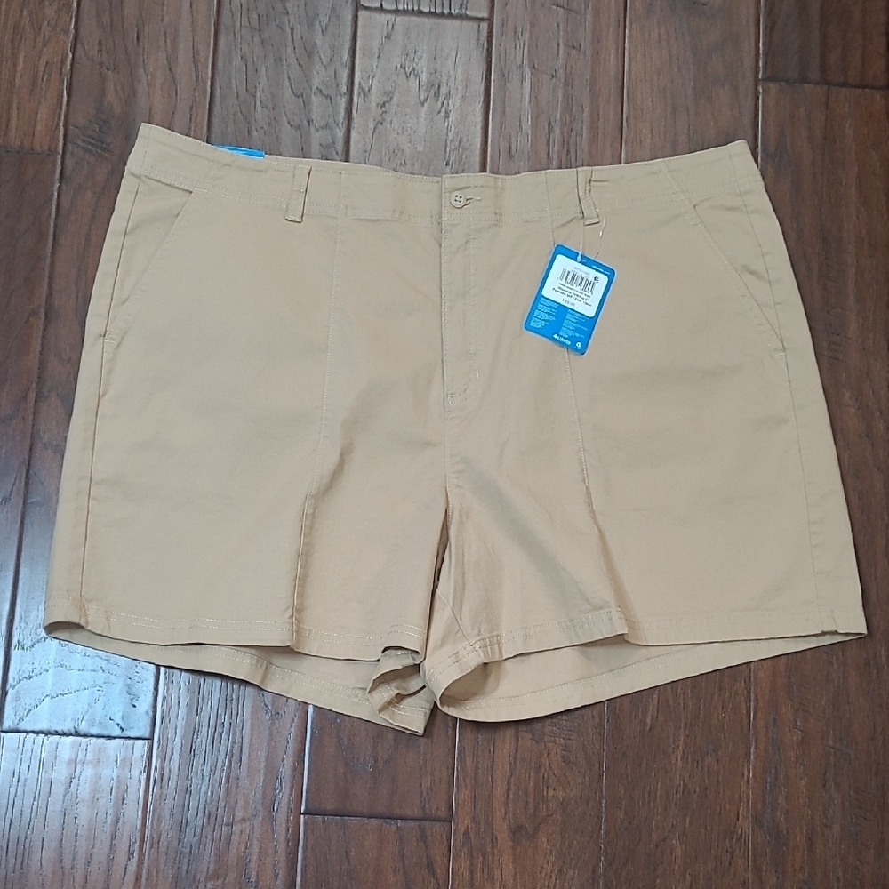 NWT Columbia Tan/Khaki Chino Regular Fit Shorts size 24W